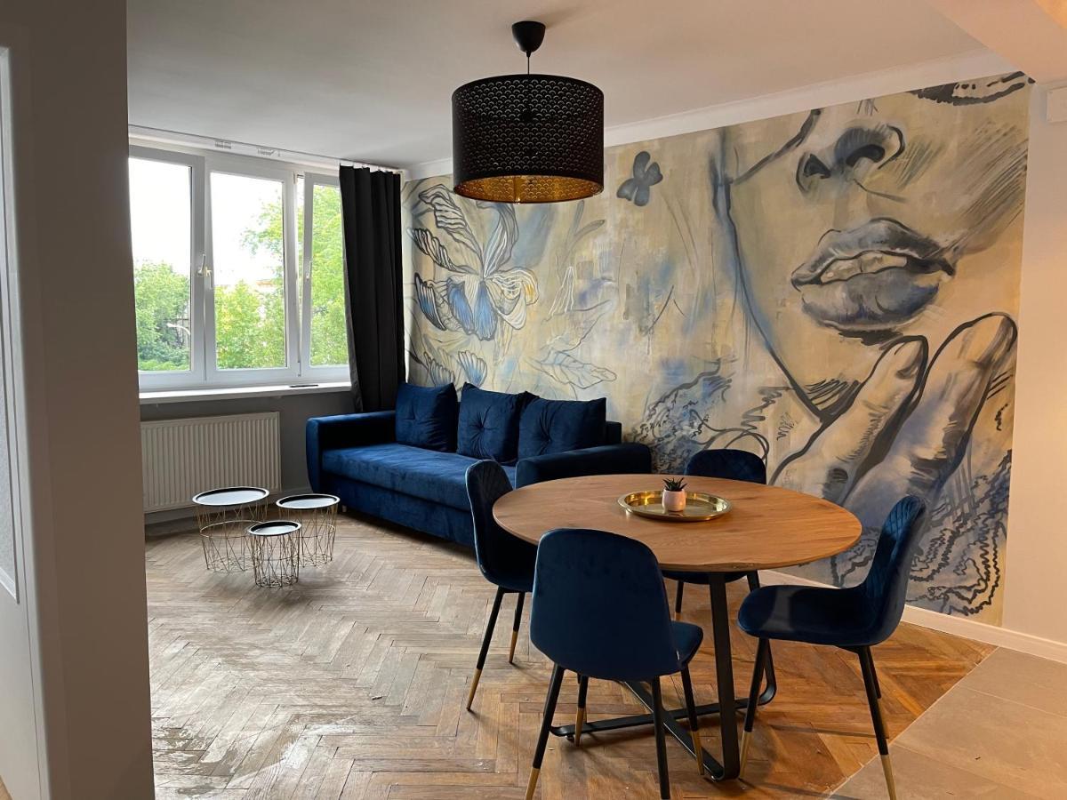 Nowogrodzka 78 - Apartament Dla 4 Osob - 200M Od Szpitala Klinicznego Na Lindleya - 1Km Do Dworca Centralnego - Wifi - Smart Tv 45 Cali วอร์ซอ ภายนอก รูปภาพ