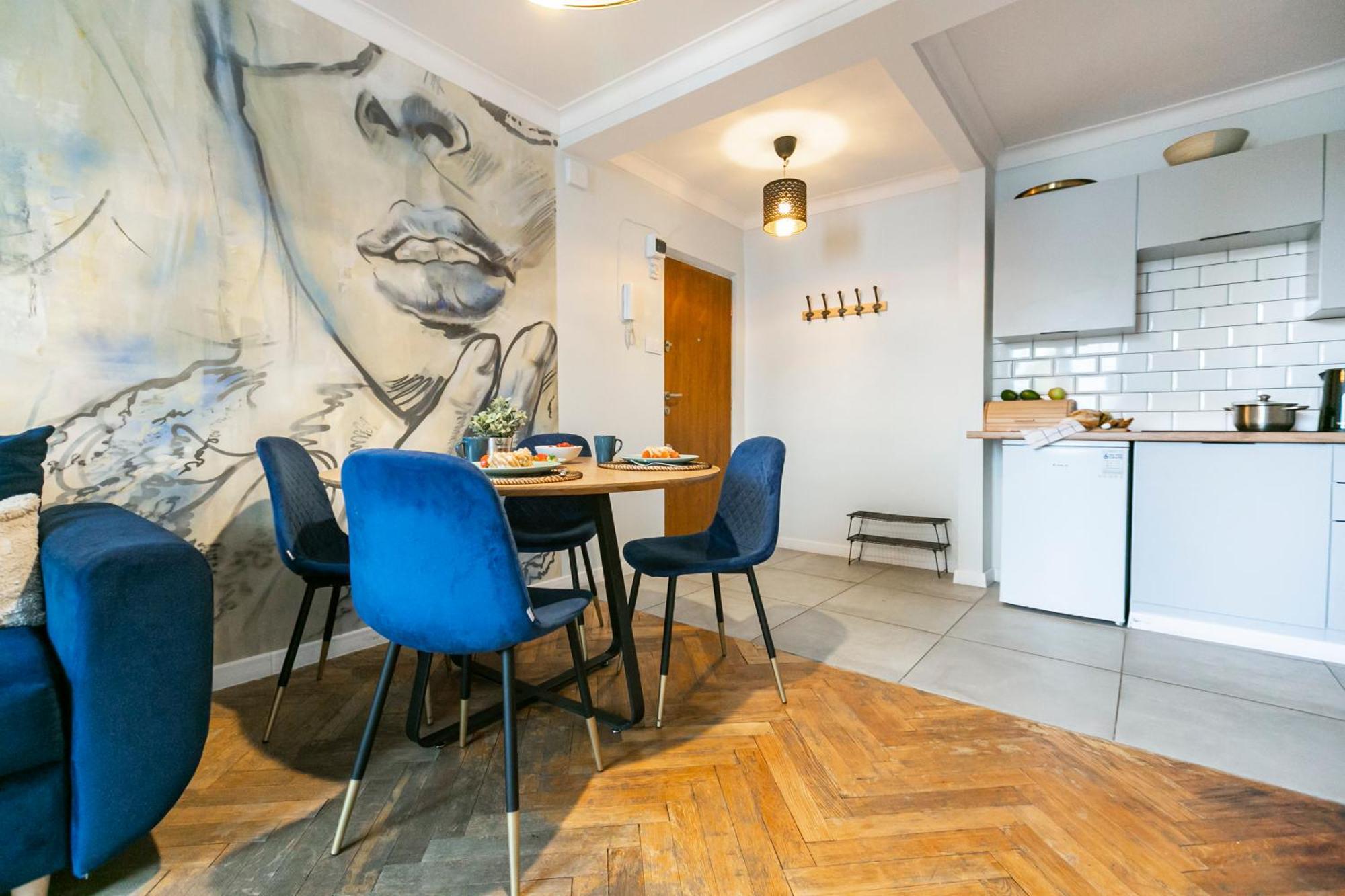 Nowogrodzka 78 - Apartament Dla 4 Osob - 200M Od Szpitala Klinicznego Na Lindleya - 1Km Do Dworca Centralnego - Wifi - Smart Tv 45 Cali วอร์ซอ ภายนอก รูปภาพ