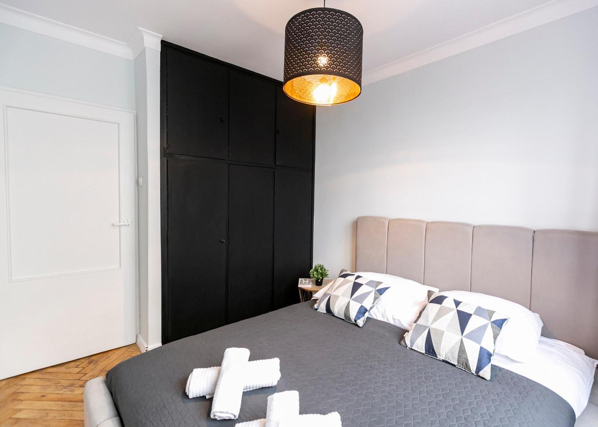 Nowogrodzka 78 - Apartament Dla 4 Osob - 200M Od Szpitala Klinicznego Na Lindleya - 1Km Do Dworca Centralnego - Wifi - Smart Tv 45 Cali วอร์ซอ ภายนอก รูปภาพ